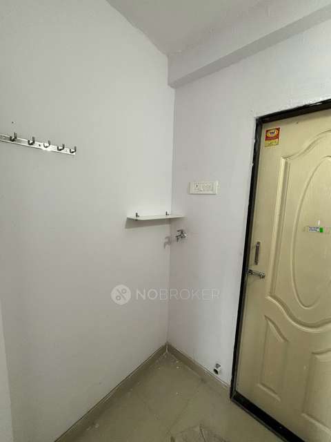 1 BHK Flat In Vastu Heights for Rent In Goregaon West