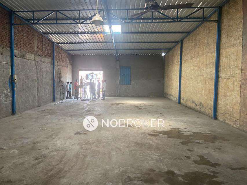 Godown/Warehouse in Lal Kaun, Ghaziabad for Rent