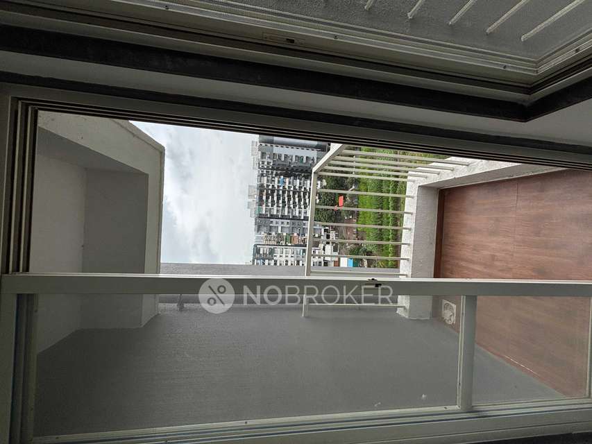 2 BHK Flat In Swastik Twin Tower for Rent In Charholi Budruk