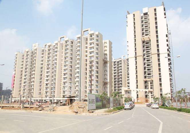 1 BHK Flat In  Gaur City 4th Avenue for Rent  In Noida Extension, Noida