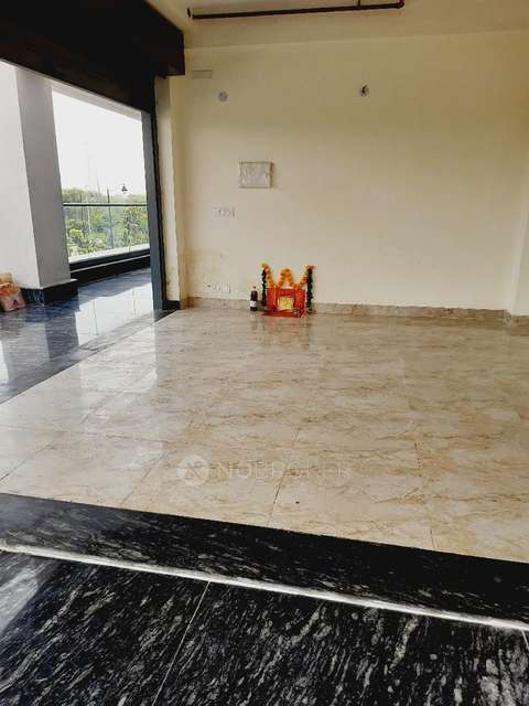 Shop in Eros Sampoornam Noida Extension, Greater_noida for sale 