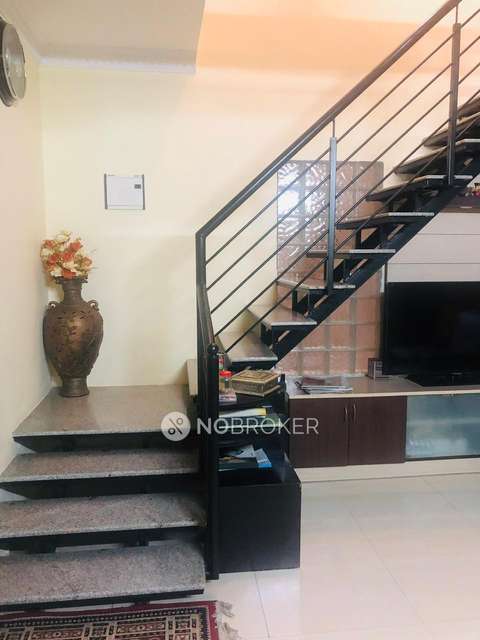 4 BHK Flat In Vaibhav Paradise For Sale  In Vijayanagar