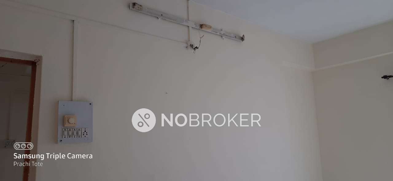 1 BHK Flat In  Parth Society for Rent  In Somwar Peth