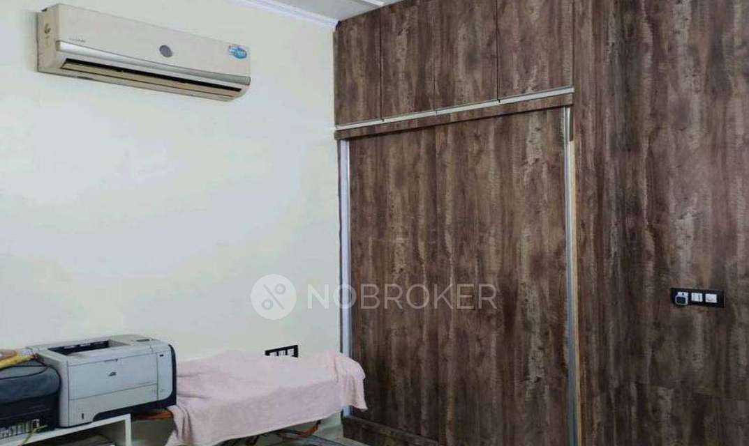 4 BHK Flat For Sale  In Sector 29 Faridabad