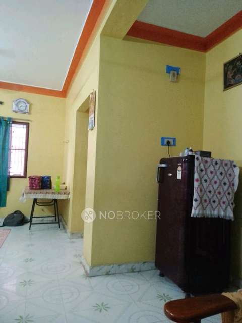 2 BHK House for Rent  In Vellanur
