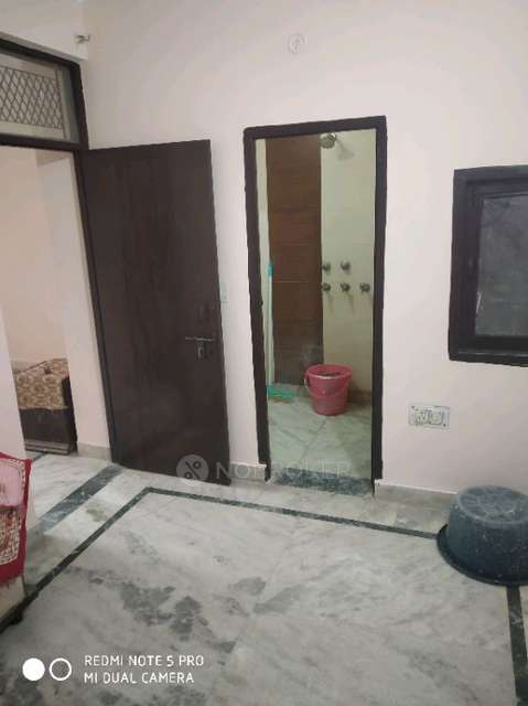 1 BHK Flat In Standlone Building  For Sale  In Uttam Nagar