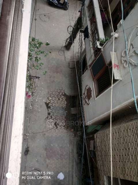 1 BHK Flat In Standlone Building  For Sale  In Uttam Nagar