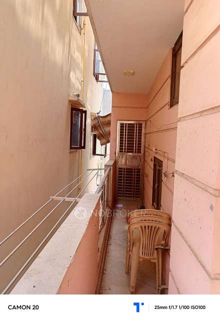 2 BHK Flat In Ap For Sale  In Shahdara