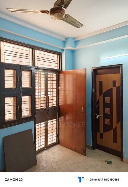2 BHK Flat In Ap For Sale  In Shahdara