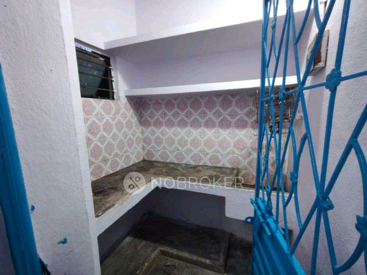 1 BHK House for Rent  In Dabeerpura