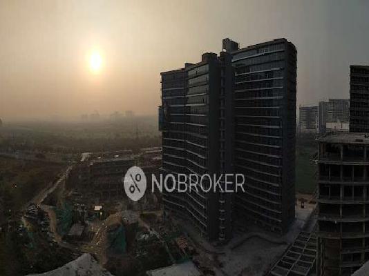 Office Space in Amrapali Dream Valley, Greater_noida for sale 