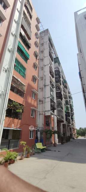 3 BHK Flat In Janapriya Lakefront For Sale  In Sainikpuri