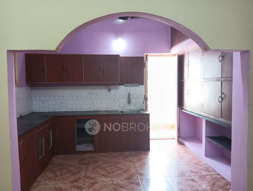 4+ BHK House For Sale  In Choolaimedu
