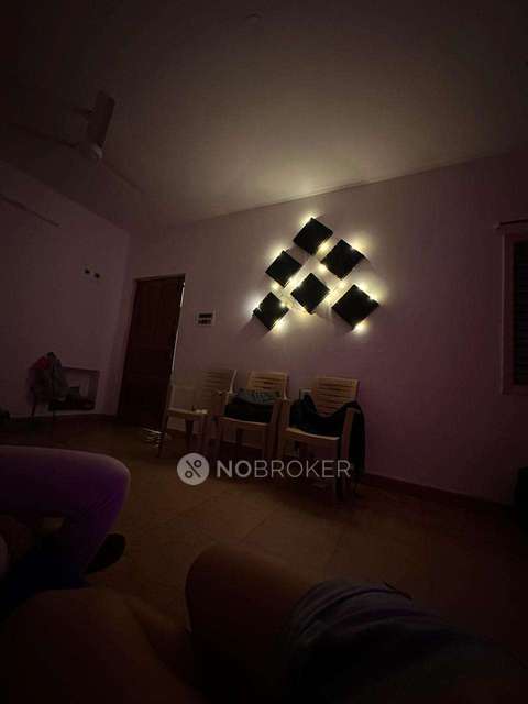 Single Room for Female In 2 BHK  In Janki Nivasa In Hsr Layout