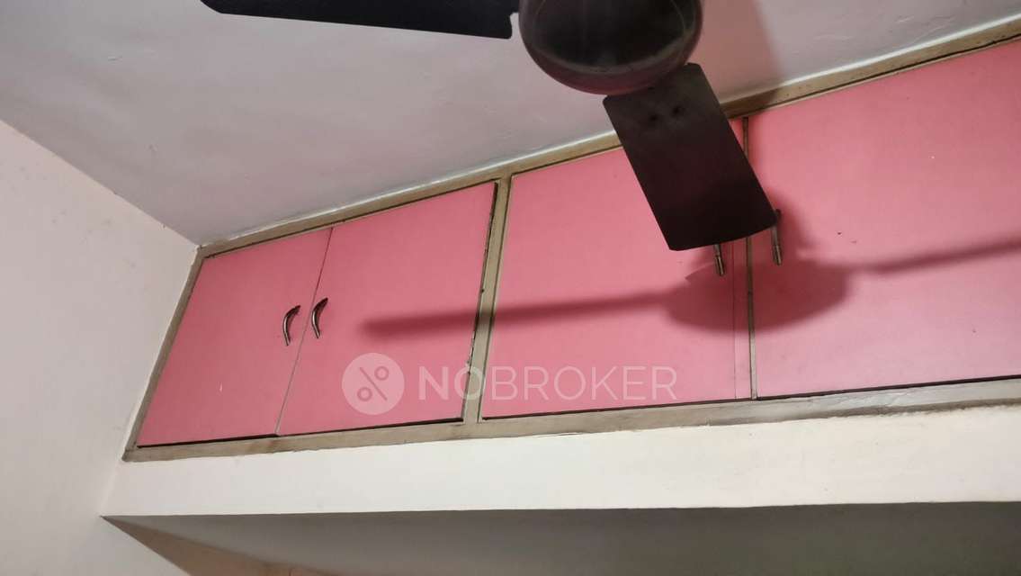 2 BHK Flat In Vinod Palace For Sale  In Vinod Palace