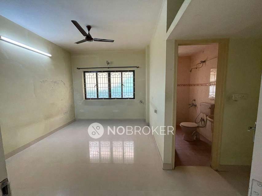 2 BHK Flat In Ashwini Kuteera For Sale  In Mc Layout