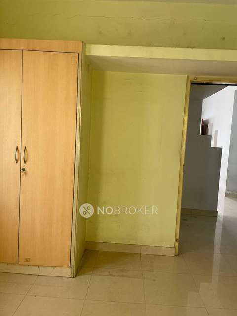 2 BHK Flat In Ashwini Kuteera For Sale  In Mc Layout