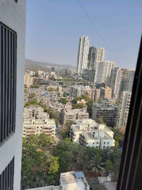 1 BHK Flat In Sb For Sale  In Malad East