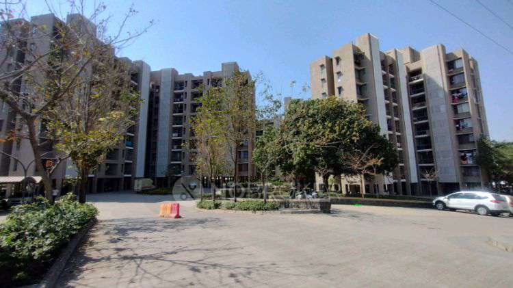 2 BHK Flat In Skyi Star Towers For Sale  In Tower-1, Skyi Star Towers, Behind Manas Lake, Bhukum, Maharashtra 412115, India