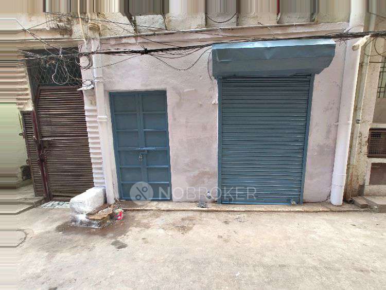 Shop in Kolhapur Road, Delhi for sale 