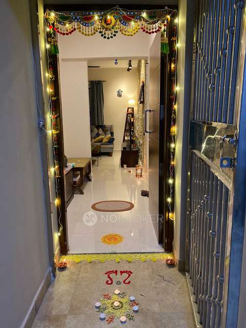 2 BHK Flat In Sjr Primecorp Blue Waters For Sale  In Hosa Road