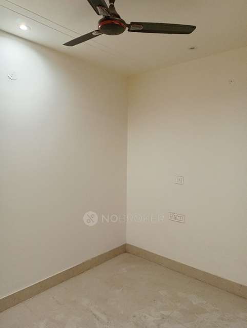 3 BHK Flat For Sale  In   Shahdara