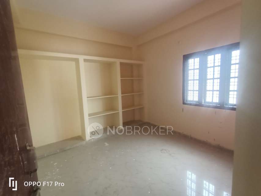 2 BHK Flat In Sahasra Residency for Rent  In Ramakrishna Akkala