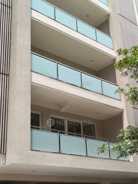 4 BHK Flat In Amaltas Drive Platinum Residences For Sale  In Dlf Phase 4