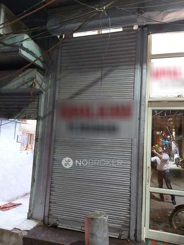 Godown/Warehouse in Aziz Ganj, Delhi for sale 