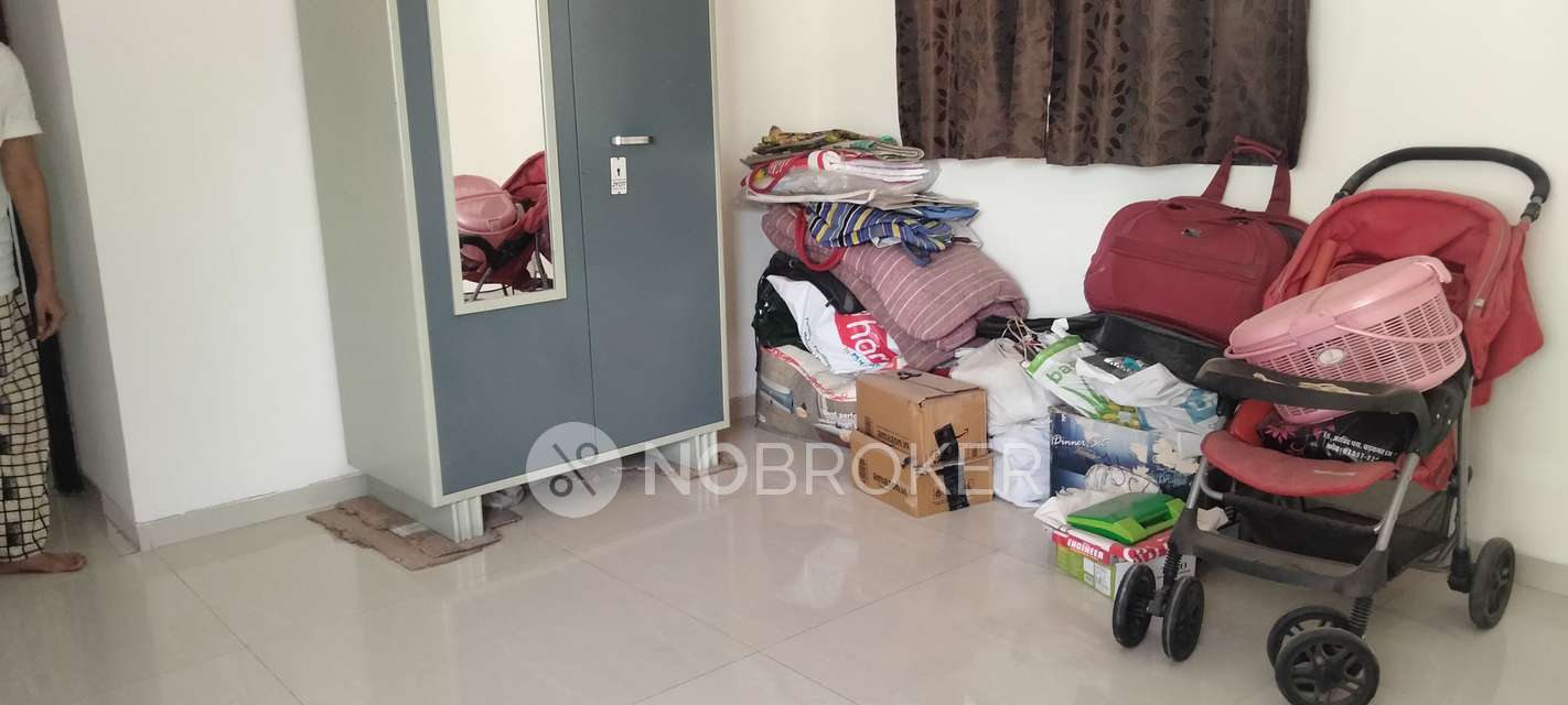 2 BHK Flat In Riddhi Zoa Complex For Sale  In Mundhwa