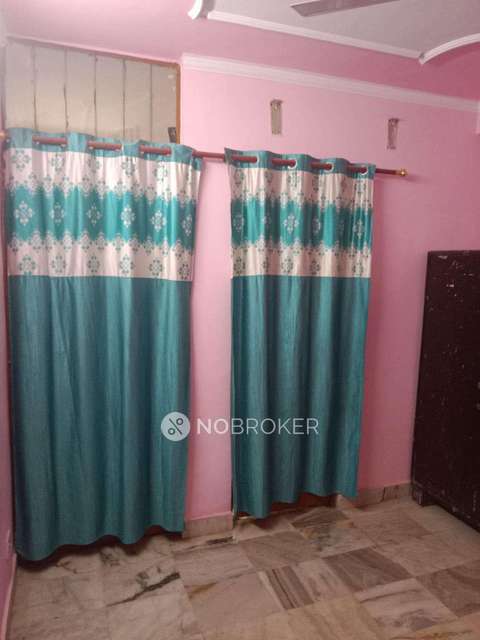 1 BHK Flat In Indira Enclave  For Sale  In Sainik Farm