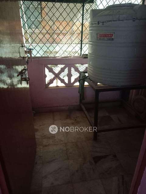 1 BHK Flat In Indira Enclave  For Sale  In Sainik Farm