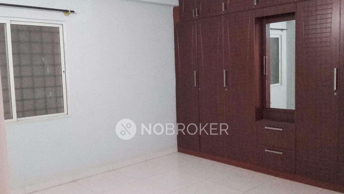 2 BHK Flat In Sri Sai Gruha Apartment For Sale  In Hebbal
