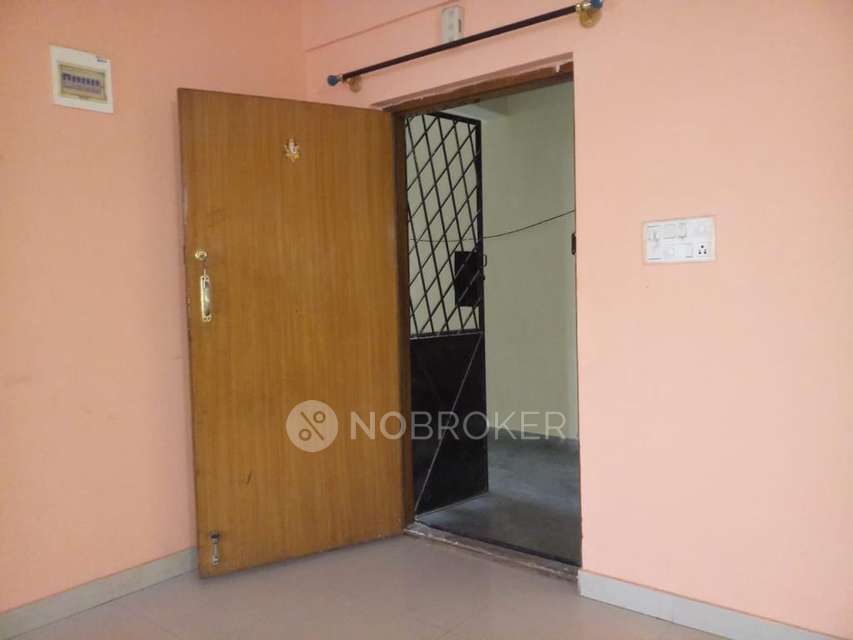 2 BHK Flat In Sri Sai Gruha Apartment For Sale  In Hebbal