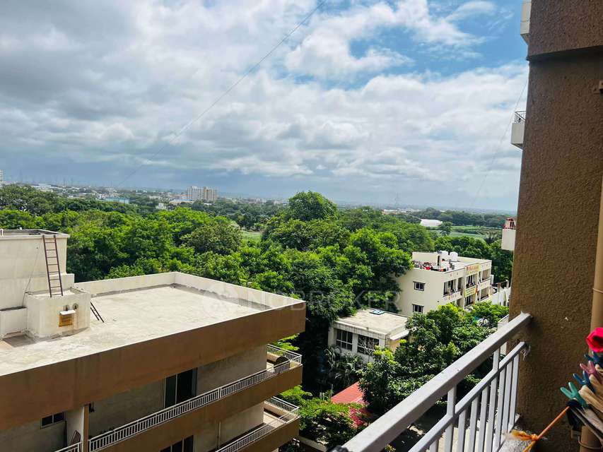 1 BHK Flat In Rajesh East Enigma For Sale  In Lonikand