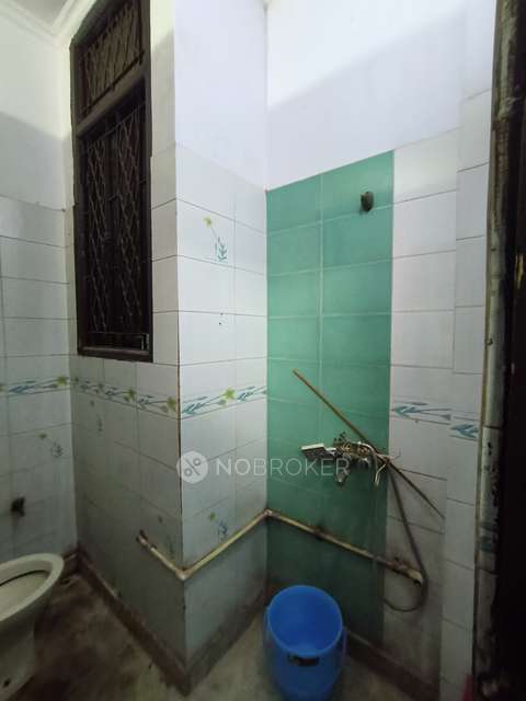 2 BHK Flat For Sale  In Govindpuri