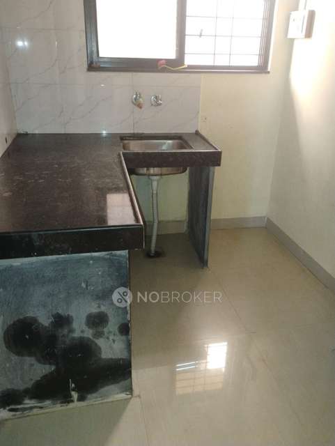 1 BHK Flat In Ganesh Apartment  for Rent  In Mokarwadi