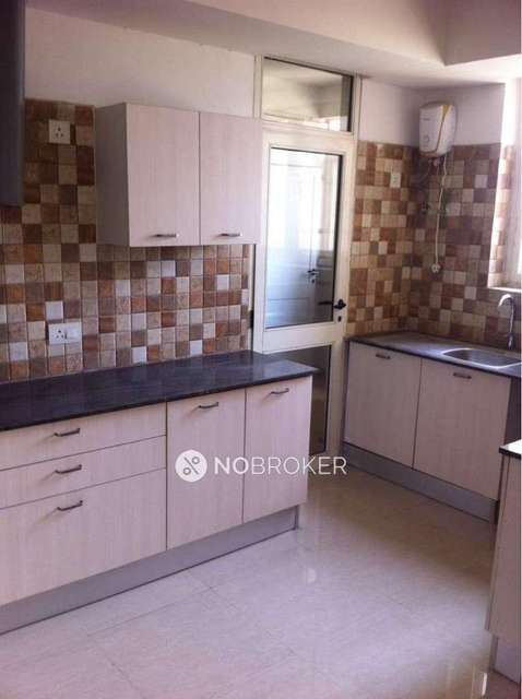 3 BHK Flat In Jaypee Greens Kalypso Court For Sale  In Sector-128 Noida