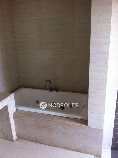 3 BHK Flat In Jaypee Greens Kalypso Court For Sale  In Sector-128 Noida