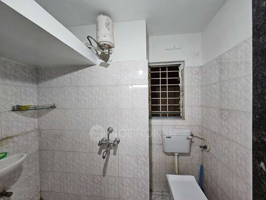 2 BHK Flat In Shree Gokulesh Apartment for Rent  In Wanwadi