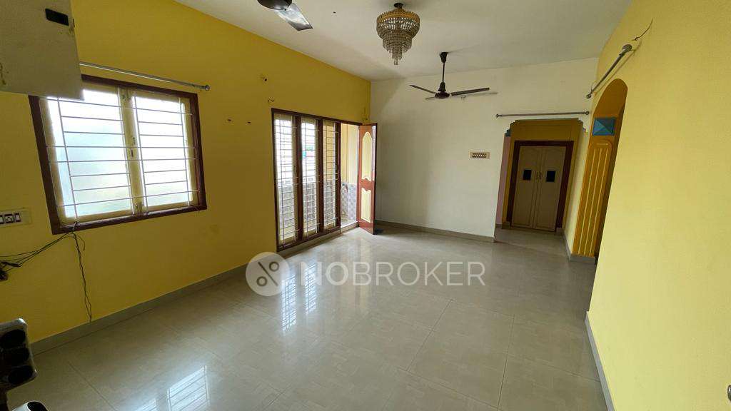2 BHK Flat In Nila Tech Pragathi Castle For Sale  In Koyambedu