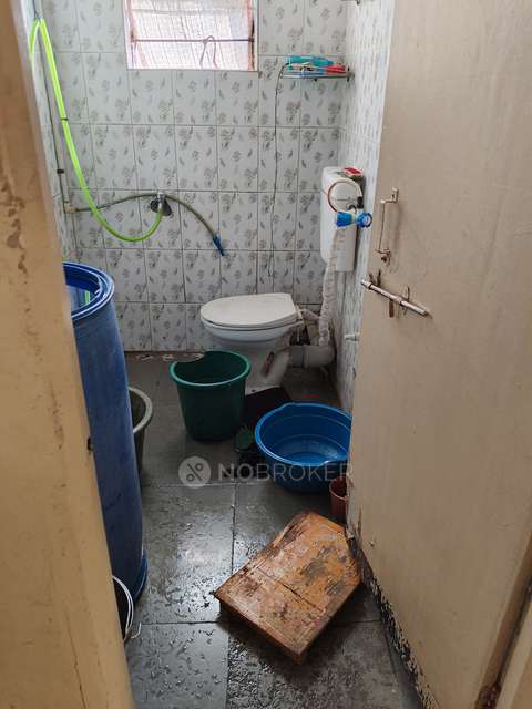 1 BHK Flat In Pardeshi Building For Sale  In Katraj