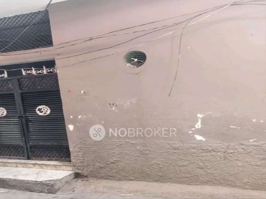 1 RK House for Rent  In Sector 12