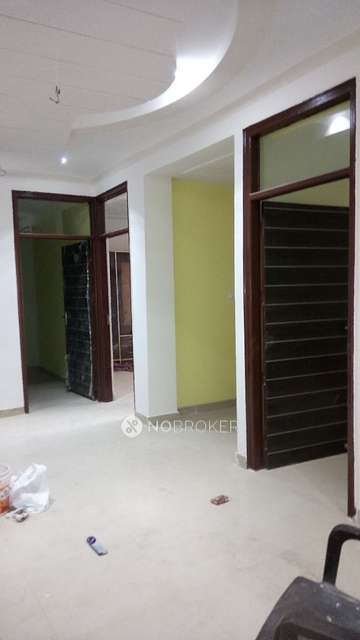 3 BHK Flat In Standalone Building  For Sale  In Sector 105