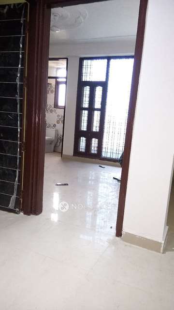 3 BHK Flat In Standalone Building  For Sale  In Sector 105