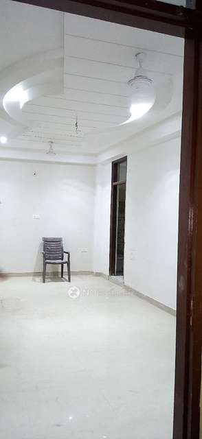 3 BHK Flat In Standalone Building  For Sale  In Sector 105