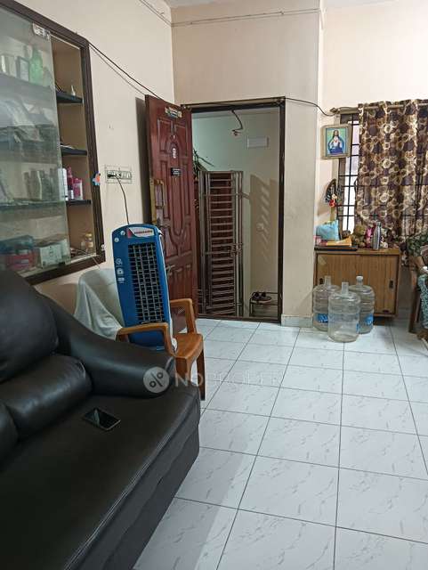2 BHK Flat In  High Rise For Sale  In Choolaimedu
