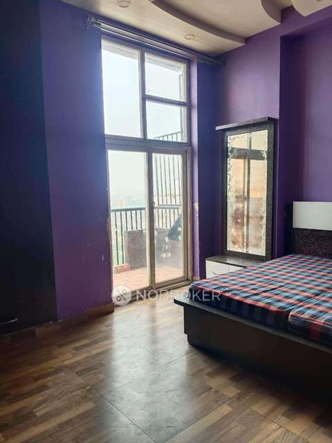 3 BHK Flat In Amrapali Platinum For Sale  In Sector-119