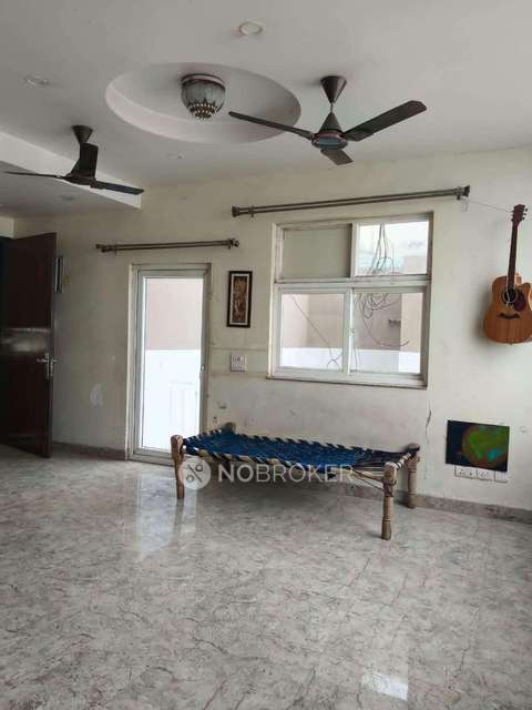 3 BHK Flat In Amrapali Platinum For Sale  In Sector-119