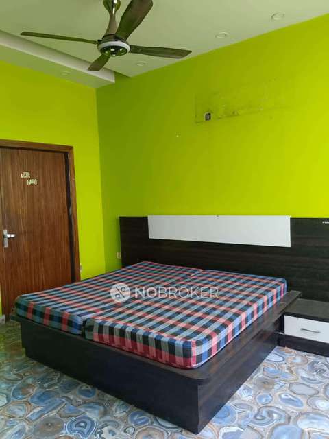 3 BHK Flat In Amrapali Platinum For Sale  In Sector-119